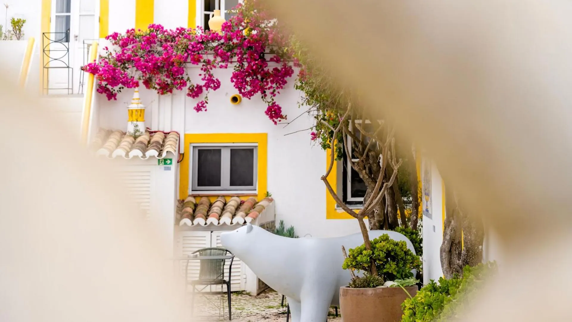 Bo Boutique Hotel & Hair Shop Estômbar